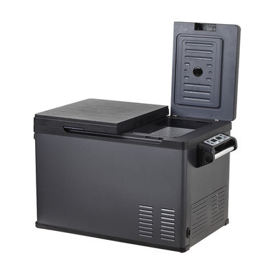 Auto/Hunting/Camping/Outing Portable Refrigerator with Big Net Capacity and 45w Power